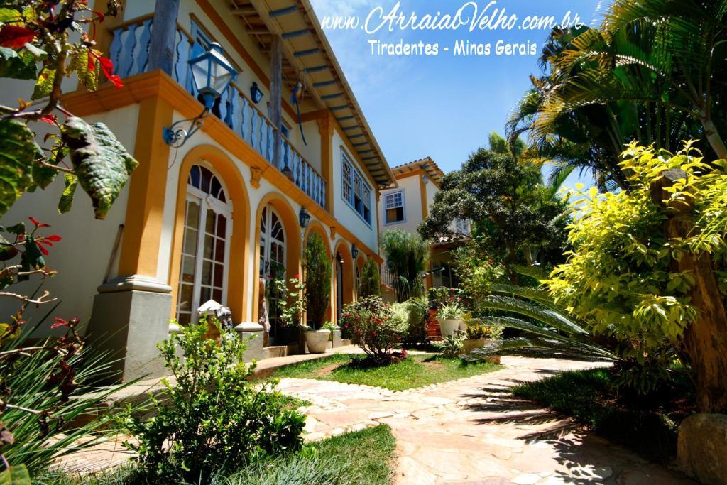 Arraial Velho Pousada Tematica 蒂拉登特斯 外观 照片
